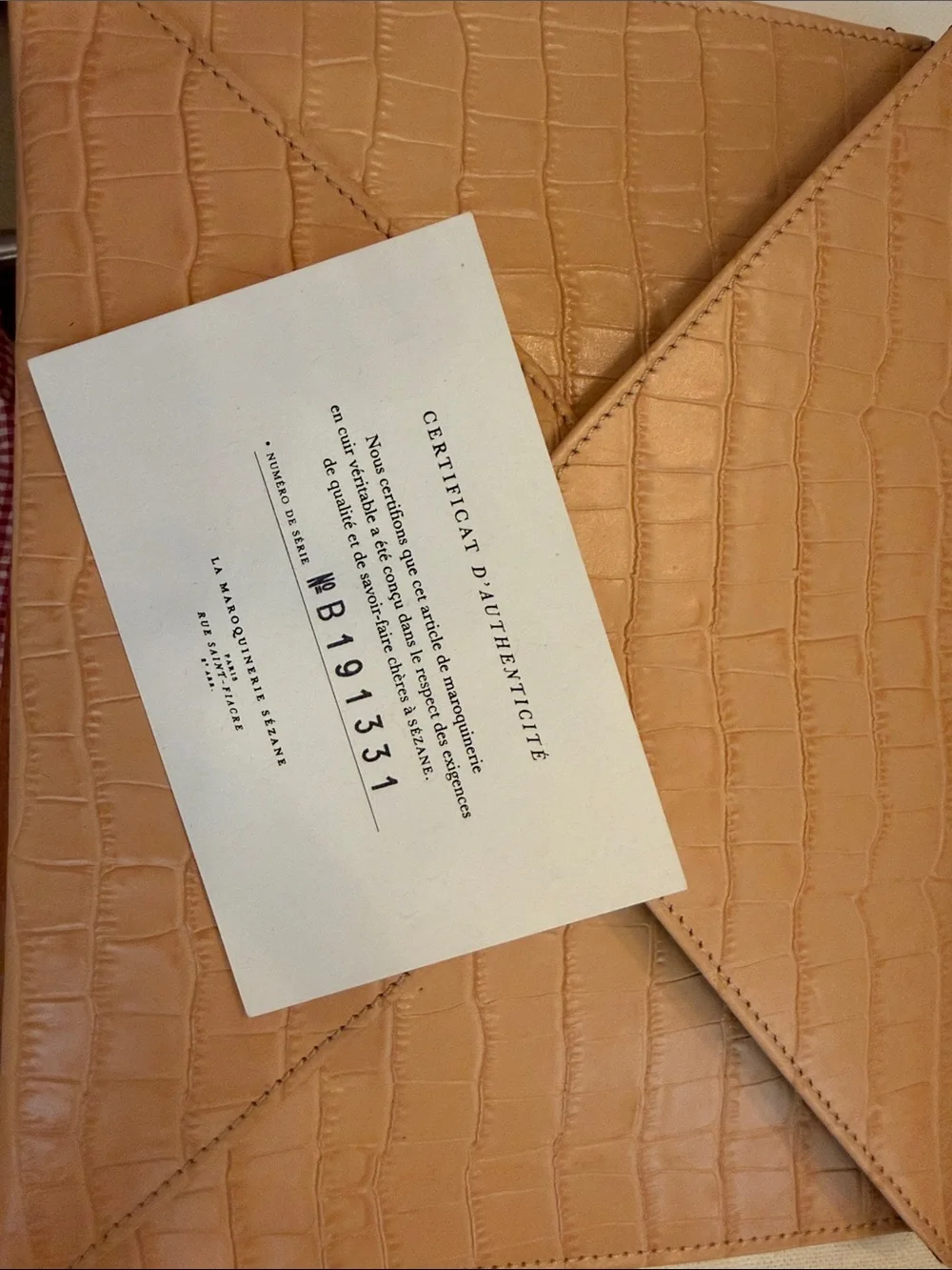 Sezane Clutch Olivette. Beige Crocodile